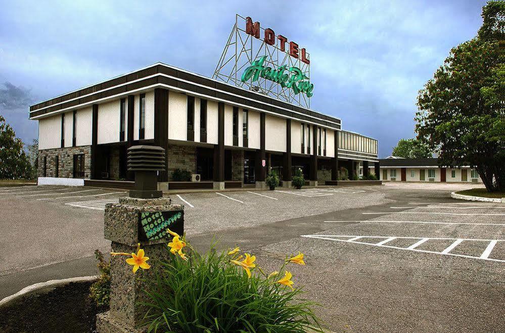 Hotel Le Hauterive Baie-Comeau Exteriér fotografie